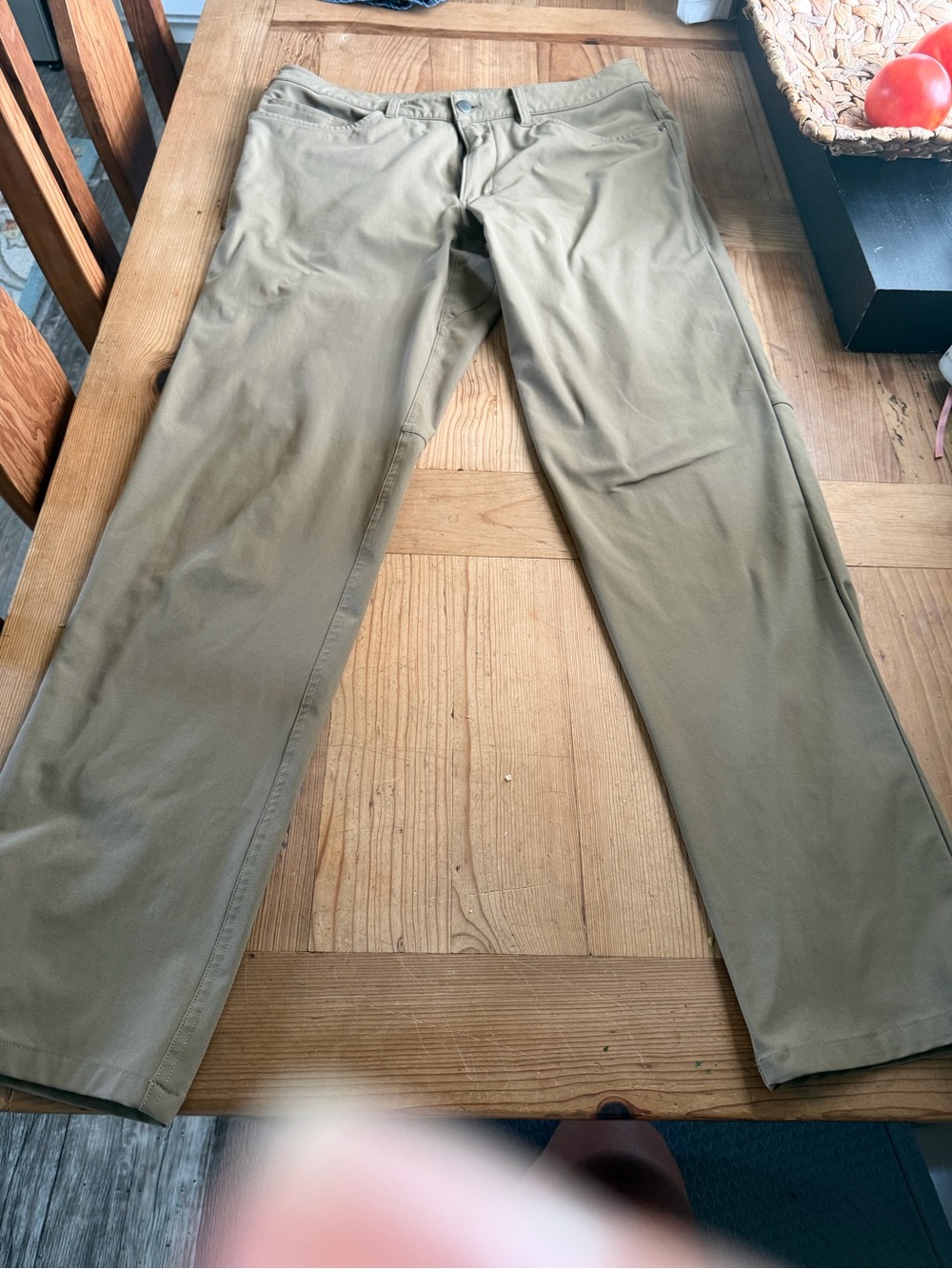 lululemon athletica Men's Chinos in khaki